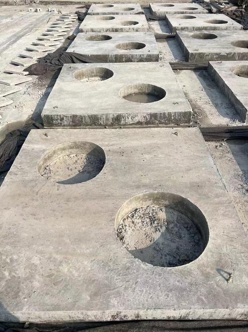 预制过梁加工,水泥混凝土预制板定做,井盖板水泥板